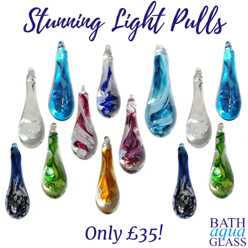 Our stunning handmade light pulls make a gorgeous addition to any room!

Each piece of glass in unique in colour and design giving you a truly bespoke addition to your home!

l8r.it/Udbs

#lightpulls #homedecor #interiordesign #madeinbath #bathartisan #visitbath