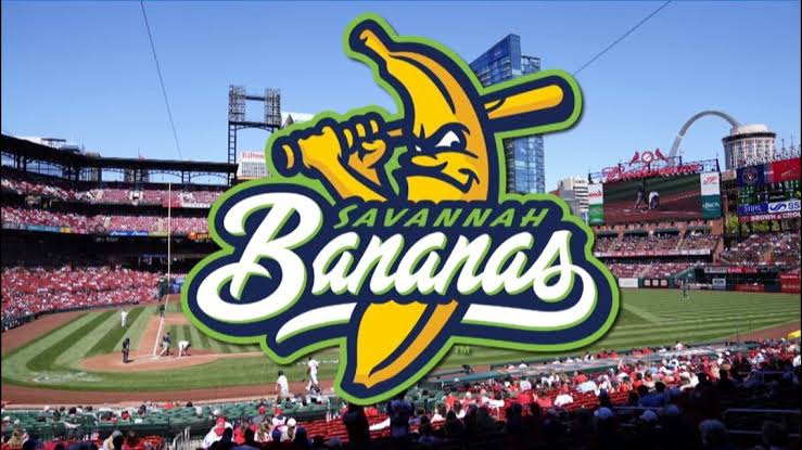 cornemacau1's tweet photo. What an a-peeling team! Making the sport more fun.🥳 #savannahbananas https://t.co/ShqK4iNF2d