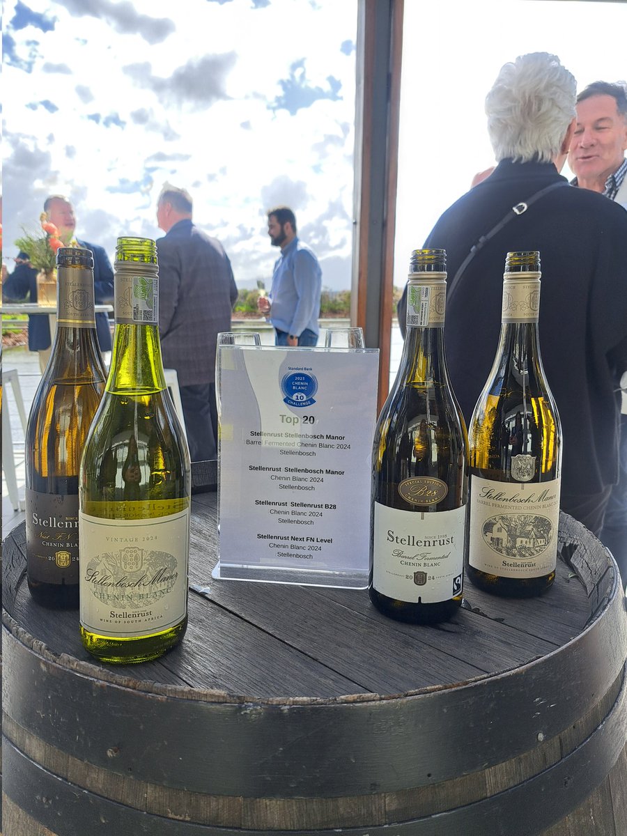 MarykeRoberts's tweet photo. En die 2025 @CheninBlancSA Top 10 is 
@alvisdrift 
@WineChamonix 
@dtkwines 
@JoostenbergWine 
@KFwines
#Roodekrantz
@Stellenrust (3 in total)
@InfoStettyn
#ASouthAfricanNationalTreasure https://t.co/xs4IzOWgTT