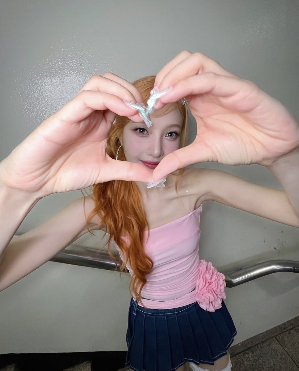 galleryforjoy's tweet photo. oh mother
#조이 #JOY https://t.co/38P0MjxDVN