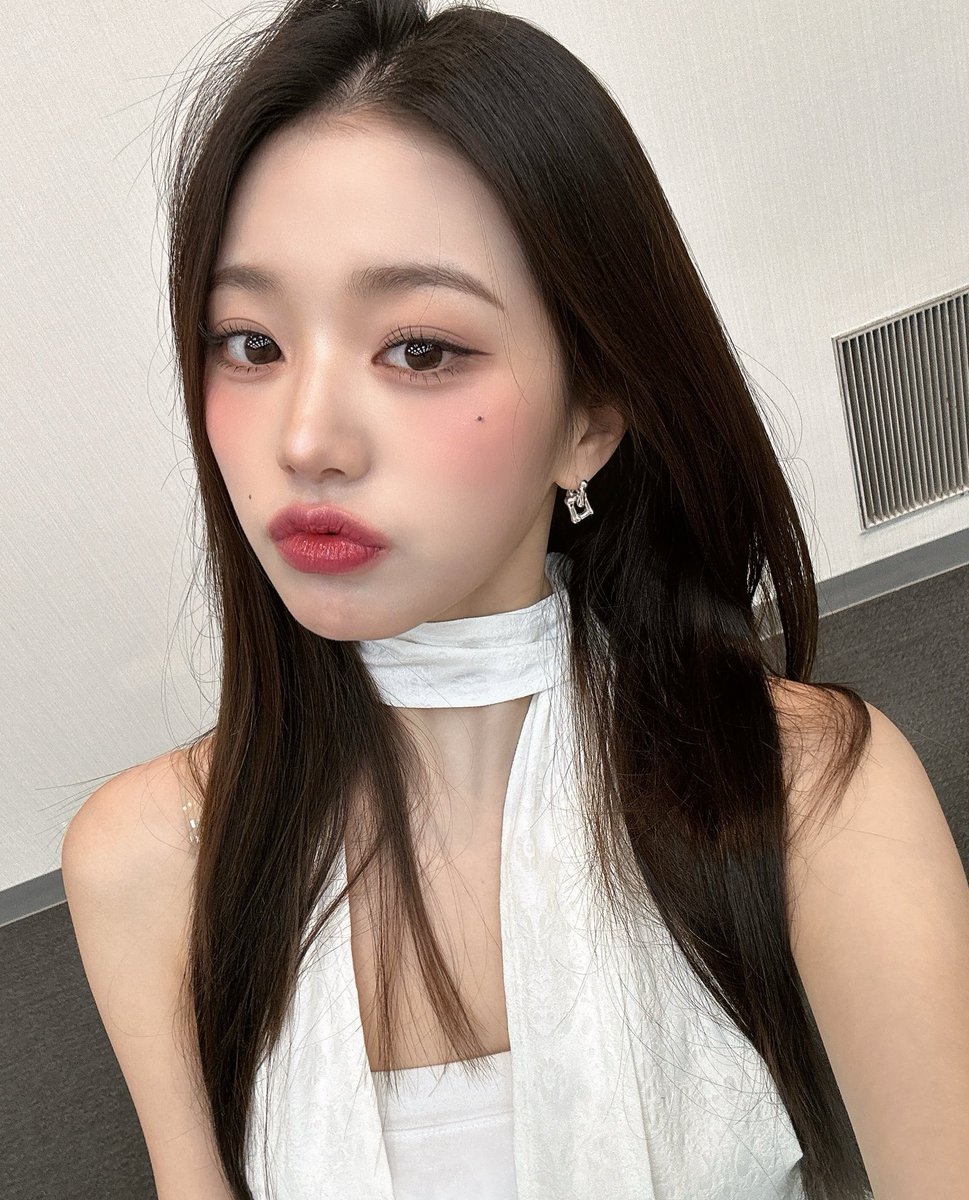 ᥫ᭡ 🪽 tweet media