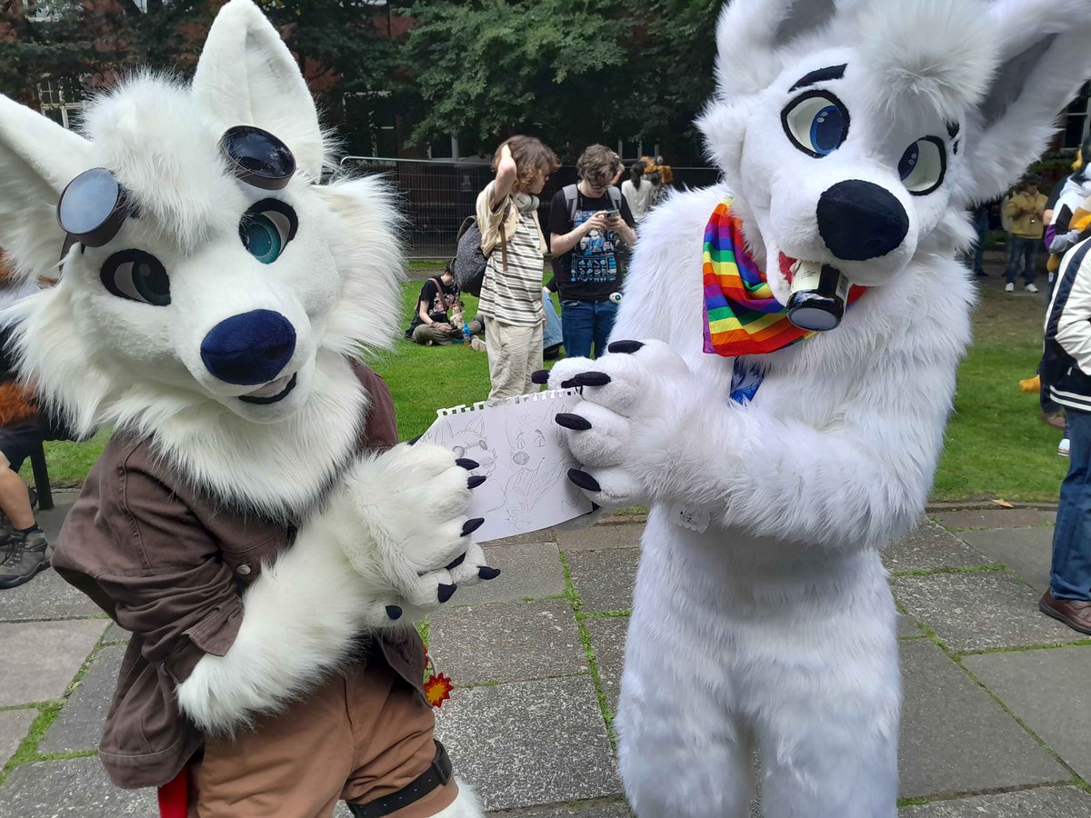My brother from another mother <a href="/Lupe_Kord/">❄️ Lupe Kord ❄️</a>! Does this count as a family portrait? #FursuitFriday #mancfurs
✂️- <a href="/b1oodymawz/">ace</a> + <a href="/tearwolf09/">spark 🔜 CFZ2026</a> 
📸- <a href="/FrazerBurr/">Frazer 🐻</a>