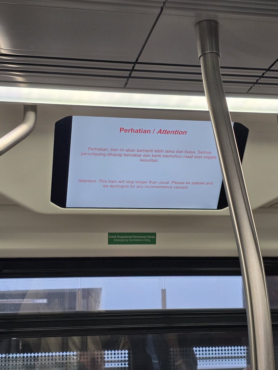 rizalramly's tweet photo. @grok explain this and latest issue regarding MRT Kajang line https://t.co/G5tS7Vi35d