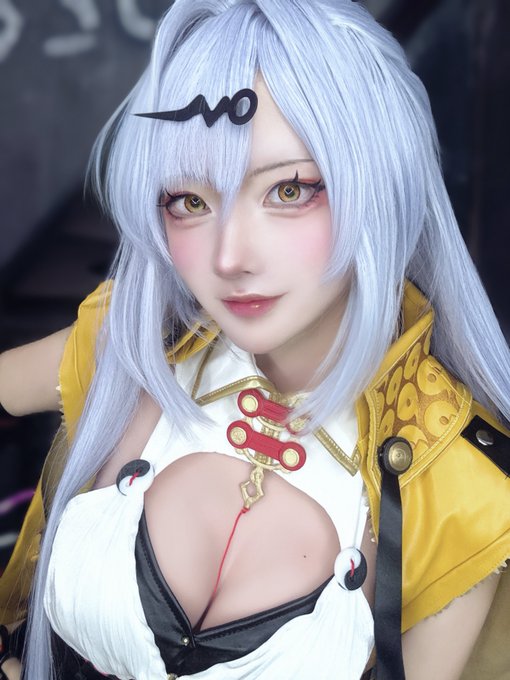 Twitterのコスプレ画像3