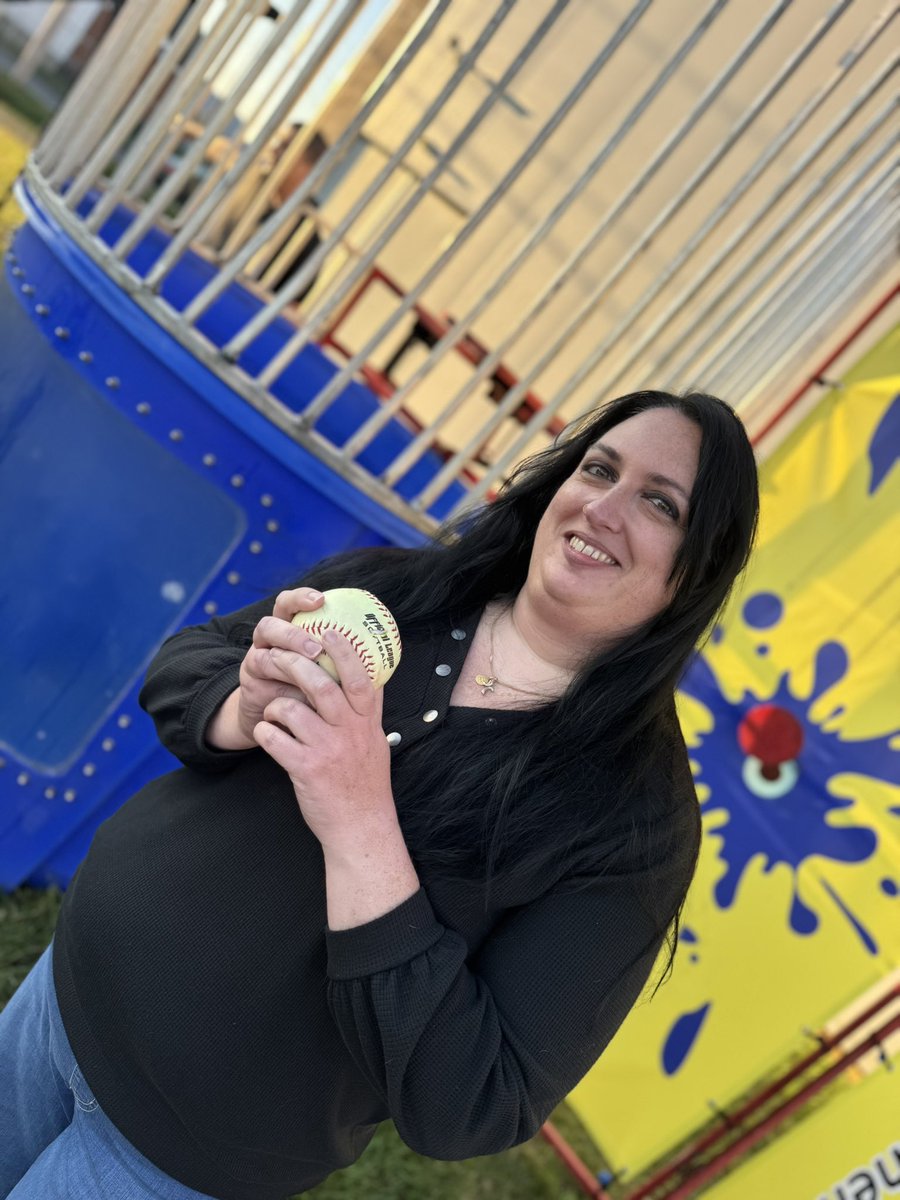 Ali Lanyon tweet media