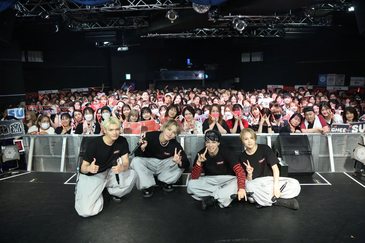 WOLFHOWLHARMONY's tweet photo. 2025.8.22
WOLF HOWL HARMONY
LIVE & FAN MEETING TOUR 2025
〜BAKUON DREAM〜

at YOKOHAMA ReNY beta (KANAGAWA)

Thank you‼︎

🐺❤️‍🔥

Next >>> duo MUSIC EXCHANGE (TOKYO)

◤◢◤◢◤◢◤◢◤◢

🎧https://t.co/KaMG0k20Rn

📱https://t.co/n88UmvRnTd

#BAKUONDREAM #WHH_FC
#WOLFHOWLHORMONY #WHH