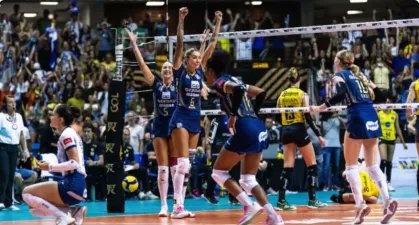 Audi_Bahia's tweet image. 📰 Mesmo antes do lançamento oficial da #GETV, a Globo (@globo) já disputa com a CazéTV (@CazeTVOficial) os direitos de transmissão da #Superliga de Vôlei masculina e feminina. 

Enquanto a proposta da Globo prevê a exibição de dois jogos por rodada no novo canal e no YouTube,