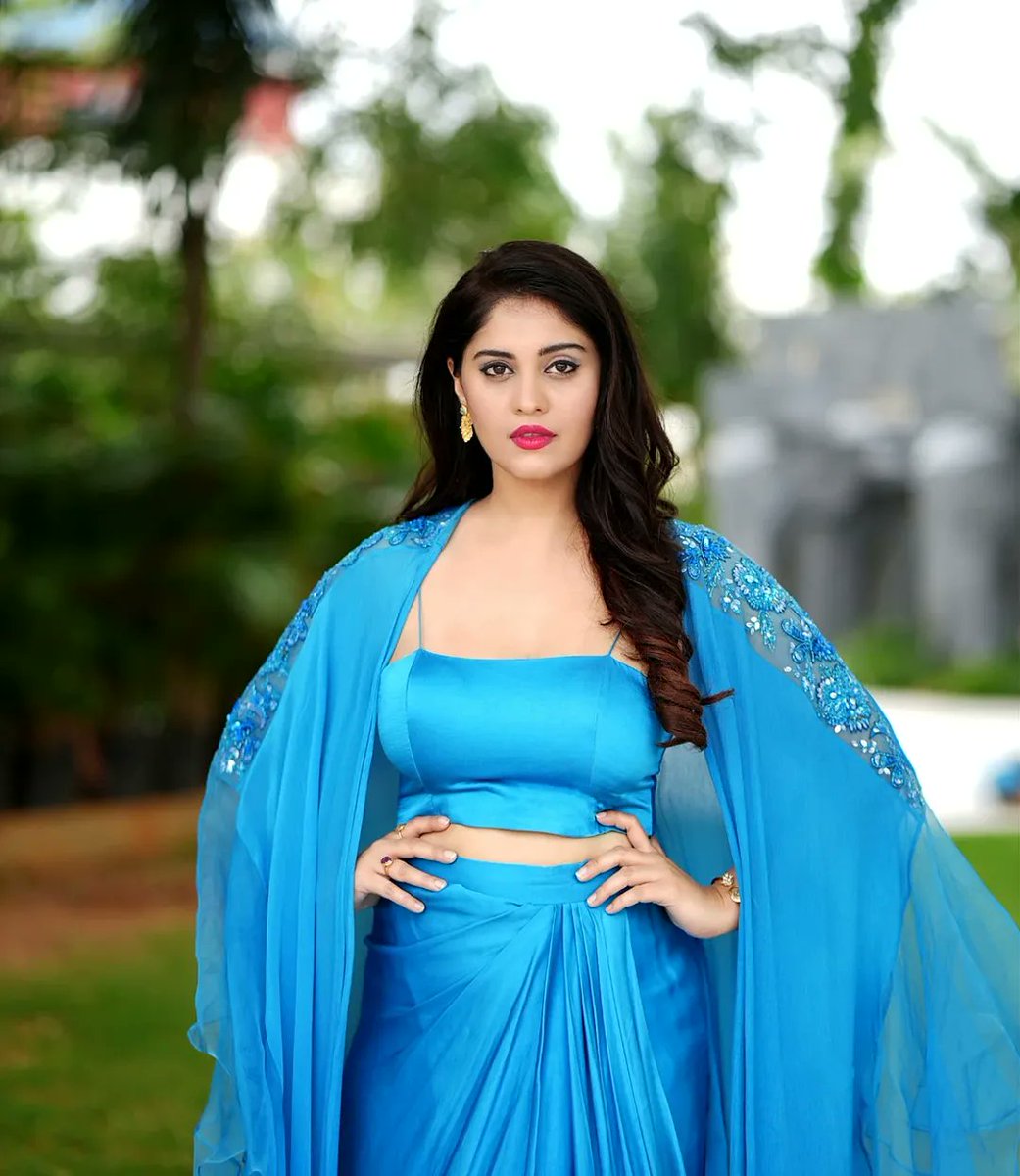 darling_priya_'s tweet image. #surabhi
t.me/tollywood_quee…