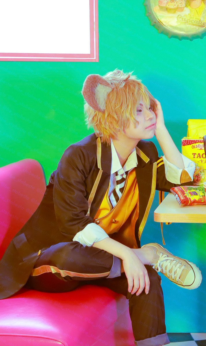 cosplay 🦁🍩

……⁉︎、⁉︎

twst / 
Leona as （<a href="/dhkouta/">コータ（Kouta）</a> ）
Ruggie as BESTA

photo（<a href="/8shiro_meta/">めたﾓﾙﾌｫｰｾﾞ📸</a> ）