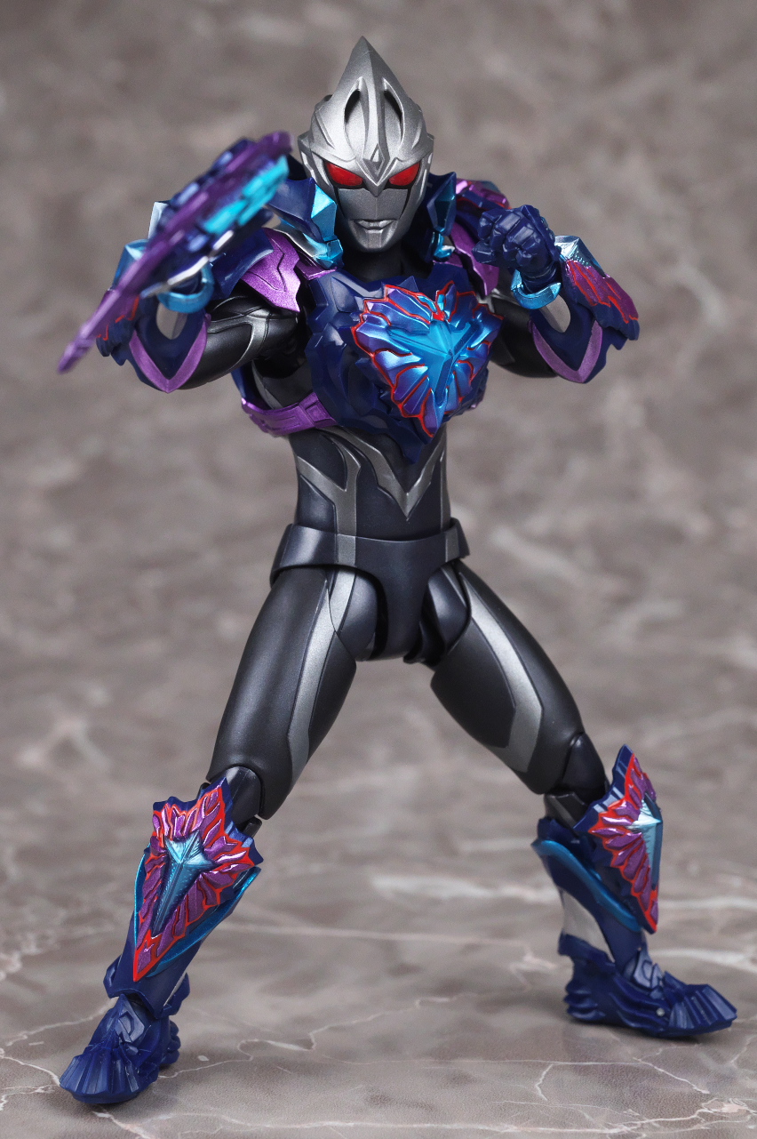 s.h.フィギュアーツ ウルトラマンアーク 闇戦士ギルアーク S.H.