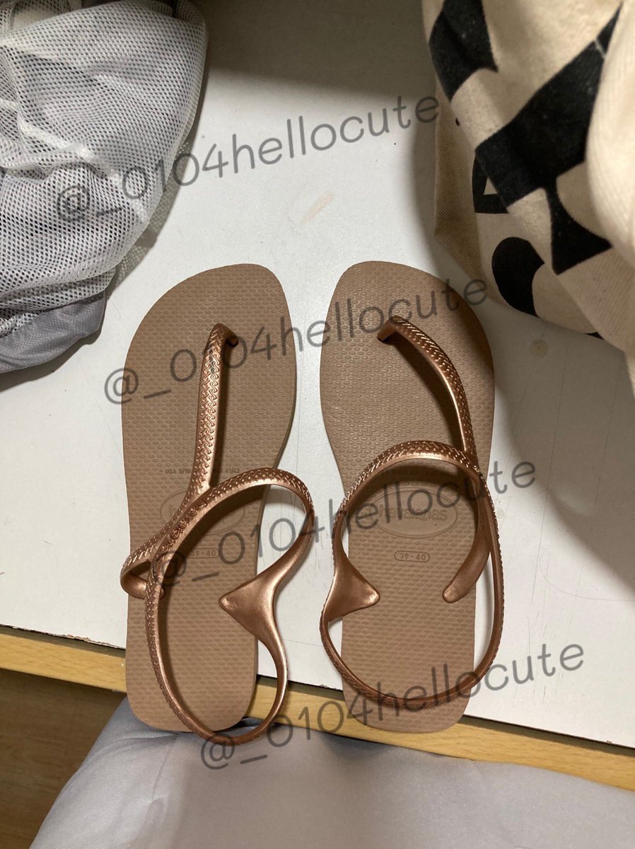 _0104hellocute's tweet photo. 📍ส่งต่อรองเท้าhavaianas ของแท้  เบอร์ 39-40 
ซื้อมาผิดsize จาก786 ลดเหลือ 760
ถ้าสนใจหรือสอบถามสามารถทัก DM มาได้เลย 
ปล.สามารถนัดรับได้แถว ปิ่นเกล้า จรัญ อนุสาวรีย์ได้
#ส่งต่อhavaianas #havaianasthailand #havaianas #havaianasส่งต่อ #ส่งต่อเสื้อผ้า #ส่งต่อholster #ส่งต่อรองเท้า https://t.co/mEd7V9sfgt