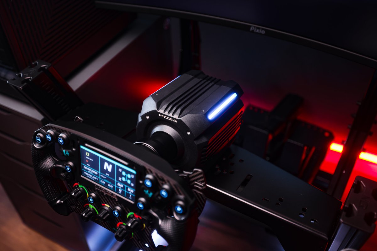 moza_racing's tweet photo. We're proud to introduce two new additions to our flagship wheelbase lineup—the MOZA R21 Ultra DD Wheelbase and the MOZA R25 Ultra True Torque DD Wheelbase.

Featuring next-generation flat-wire motors with true zero cogging, they deliver ultra-smooth, 21–25Nm peak torque with exceptional torque density, while the R25 Ultra base was integrated with an exceptional true torque sensor for sharper handling, tighter control, and unmatched detail.

Learn more at:
https://t.co/9V0MUJqIai https://t.co/klCnkEbkn9

#MOZA #MOZARacing #R25Ultra #DD #Wheelbase #25Nm #R21Ultra #21Nm #mozagc #gamescom2025 #mozagc25 #simracing