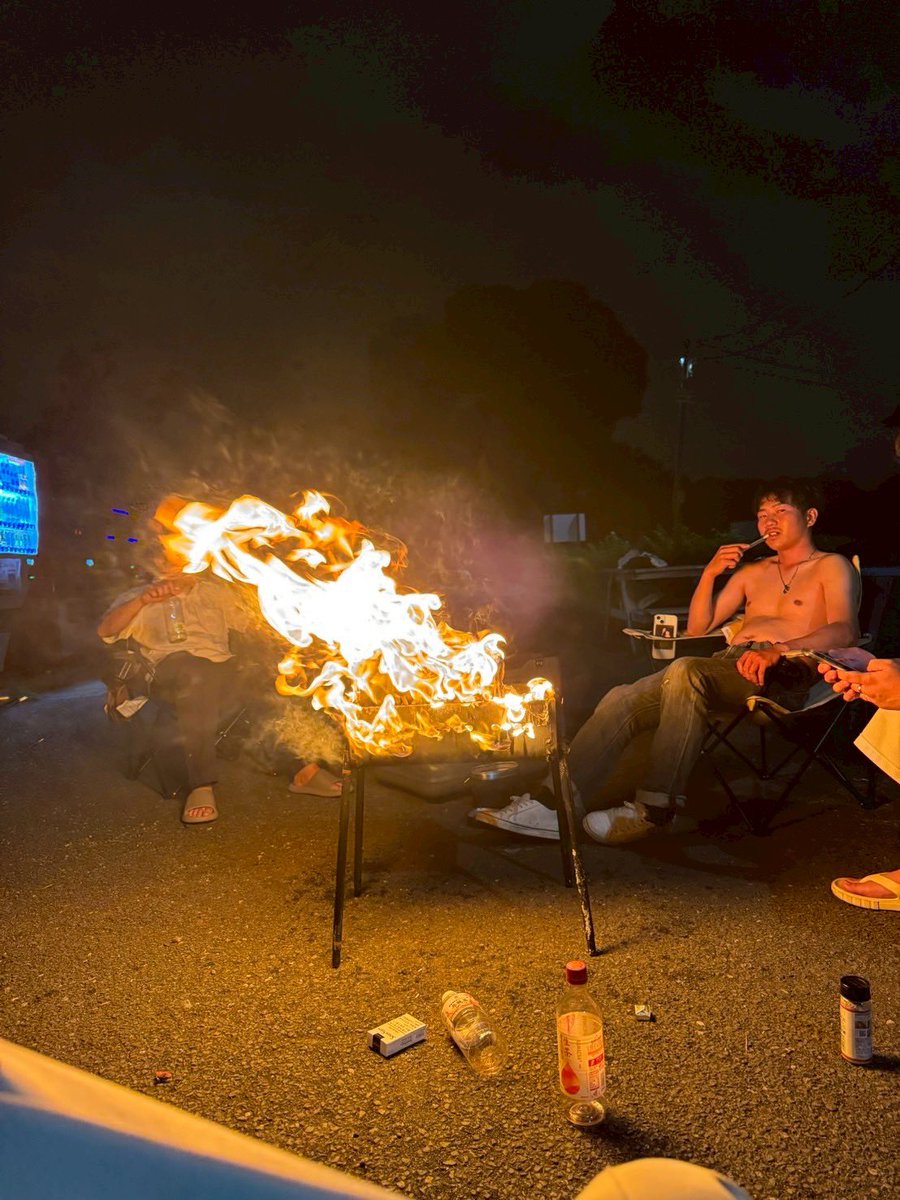 吾輩はにゃんこ tweet media