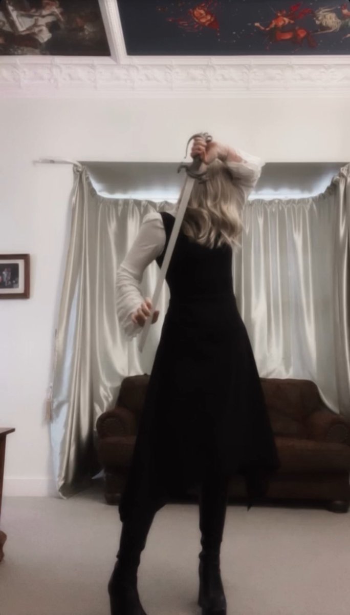 SleepyKue tweet media