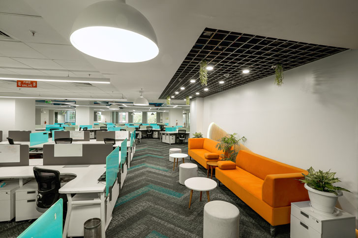 @aeiforia_archit redefines the #workspace with an #officedesign that blends openness, controlled natural light, and tactile finishes. This is #architecture that sharpens function while elevating everyday experience. indiaartndesign.com/creating-space…