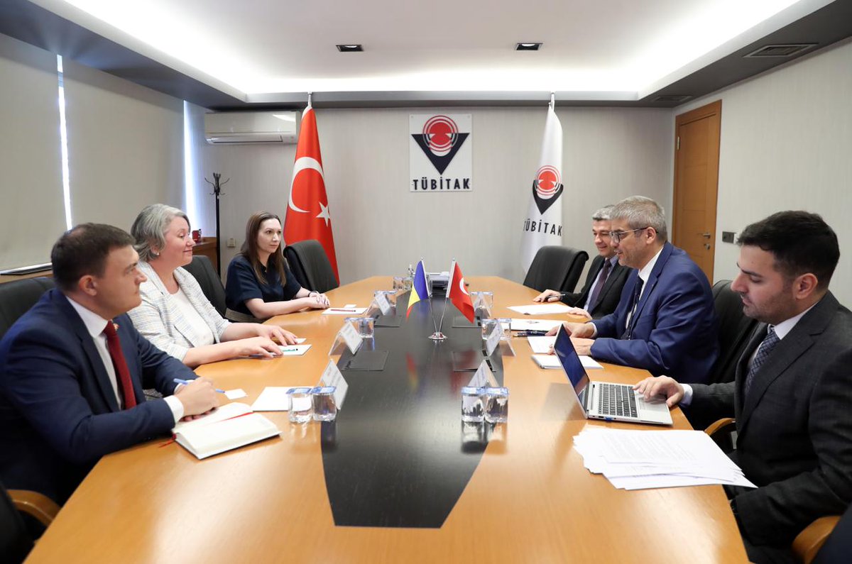 🇹🇷🤝🇲🇩 Uluslararası İş Birliklerimizi Güçlendirmeyi Sürdürüyoruz!

Moldova Araştırma ve Geliştirme Ajansı (NARD) Genel Müdürü Dr. Aurelia HANGANU ve beraberindeki heyeti kurumumuzda ağırladık.

Kurumlarımız arasındaki ikili iş birliklerini geliştirmeye yönelik ziyaret kapsamında