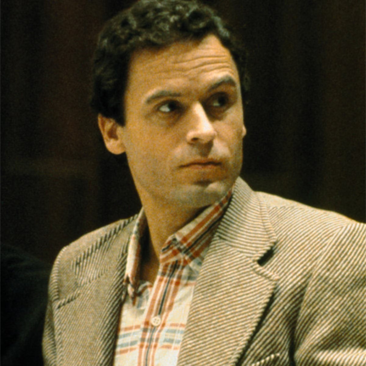 maazi_Olaedo's tweet photo. SO THIS MAN UNALIVED OVER 100 WOMEN.

[Follow me, Comment, Repost, Like. Biko/Ẹ jọwọ/Don Allah]  

"Extremely Wicked, Shockingly Evil, and Vile."

Meet Ted—yes, Ted Bundy, the American serial killer. You see, Ted was charming—the kind of guy every lady loved to hang out with. Not only was he Handsome, but he was also intelligent, charismatic, and lived a relatively decent life. He was even involved in American politics.

But, Ted had a problem that no one noticed until he committed multiple gruesome murders… He was obsessed with women. This obsession stemmed from a powerful need to possess and control them, rather than any genuine attraction. In fact, he saw women as objects—symbols to dominate, punishing those he perceived as threats to his masculinity or confidence.

At first, his obsession led him to seduce multiple women who ended up in his bed for the fun of it. But things soon turned ugly—really ugly—because he quickly changed strategy.

Between 1974 and 1978, Bundy abducted and sexually assaulted dozens of young women across states including Washington, Utah, Colorado, and Florida. He often lured them with charm and good looks—because he was, undeniably, handsome. But beyond abducting and assaulting them, he brutally tortured and murdered his victims.

Bundy often bludgeoned his victims unconscious. Most suffered blows to the head or were struck while asleep, typically with a blunt object. After incapacitating them, he restrained them with handcuffs and drove them to remote locations where he assaulted and killed them—either by strangulation or further blunt trauma. He even decapitated about a dozen victims, hiding their heads as trophies, which he revisited as twisted symbols of domination and possession.

But that's not all. Bundy observed several post-murder rituals. Aside from keeping the heads of some victims, he also performed necrophilia. He often returned to crime scenes or dump sites to perform sex acts on corpses—sometimes styling, applying makeup, dressing them, and photographing them as disturbing souvenirs. Insane!

Feeling invincible because he meticulously planned his crimes and covered his tracks, this went on until he'd claimed the lives of 10, 20, 30 women—maybe more.

Until…

On August 16, 1975, in Granger, Utah, police officer Bob Hayward pulled Bundy over for reckless driving and evading arrest. During the stop, the officer found several suspicious items in Bundy's car—including a ski mask, a crowbar, and rope. These items, combined with Bundy's nervous behavior, raised suspicions and eventually led to his arrest.

This arrest marked the beginning of his unraveling, bringing him to the attention of law enforcement agencies investigating a string of murders across multiple states.

Eventually, authorities filed several murder charges against him, and he stood trial in court.

What’s wild is that in 1977 and early 1978, he famously escaped custody—twice—and continued his killing spree in Florida before being recaptured in February 1978.

In July 1979, Bundy stood trial in Miami for several brutal murders in Florida. It took the jury less than seven hours to convict him of two counts of first-degree murder and related charges.

Eventually, Judge Edward D. Cowart sentenced him to death by electric chair. During sentencing, Cowart delivered a chilling, now-iconic declaration:

“The court finds that both of these killings were indeed heinous, atrocious, and cruel—and that they were extremely wicked, shockingly evil, vile, and the product of a design to inflict a high degree of pain and utter indifference to human life. … It is ordered that you be put to death by a current of electricity that shall pass through your body until you are dead.”

Bundy received two additional death sentences in 1980 for the murder of a 12-year-old girl, bringing his total to three death verdicts.

On January 24, 1989, after nearly a decade of failed appeals and psychological evaluations, Bundy was executed by electric chair at Florida State Prison at approximately 7:16 a.m. Eastern Standard Time.

His last words, directed to his attorney and minister, were: “Give my love to my family and friends.”

Bundy officially confessed to 30 murders. But the FBI suggests he may have unalived between 50 and 75 victims, while some believe the number may exceed 100.

©@Maazi_Olaedo

Ghe Ghe | Naira Marley | Donald Trump | Putin | #PAYME #NuanceInspectxyz $TAO Mohbad | Big Kala | Bola Ahmed Tinubu | Isabella $XYZ Frank Caprio | Eberechi Eze #crime #CrimeNews Serial killer | Serial Killers #SerialKiller