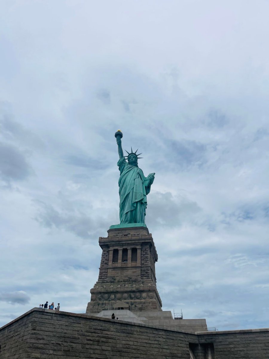 You ᱸwalked ᱸtoo ​fast  and ᠎didn't ᱸappreciate  the  scenery along  the  way. ​Perhaps,  when  you look back, ᠎you  can ​still ‍see the ​lost past.