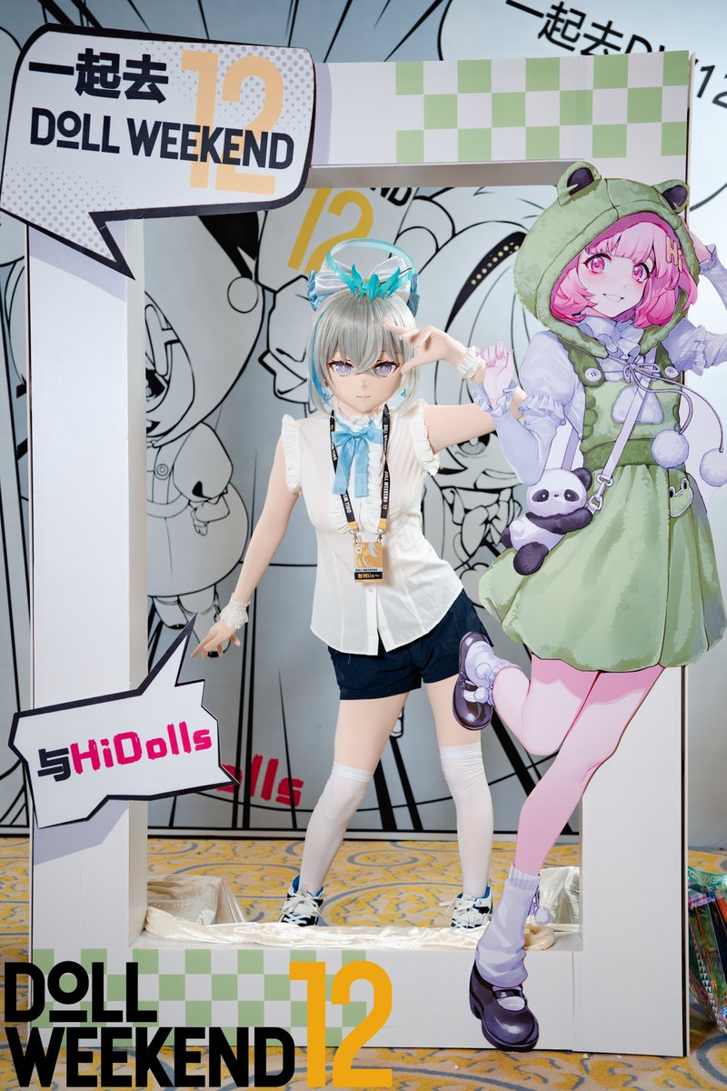 让我瞧瞧摊位上有什么好玩的<a href="/HiDolls_mm/">HaiDolls</a> <a href="/doll_weekend/">Doll Weekend</a> 
摄影：<a href="/emxxNaomi/">Naomi EMO</a>
工具人：<a href="/xxfk3290/">叉叉是XX</a>
#DW12 #kigurumi