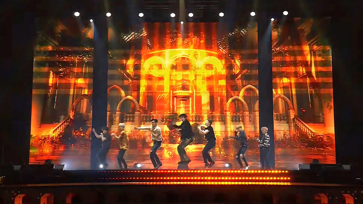 cowcoffee's tweet image. #SUPERJUNIOR #SUPERSHOW #SUPERWEEK #SUPERSHOW9_ENCORE #SS9ENCORE #SUPERWEEK_SS9ENCORE