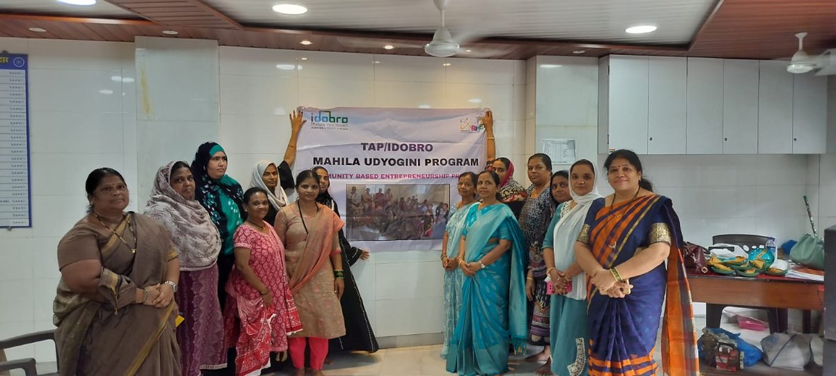 IdobroImpact's tweet image. Learning from experience, growing together! Vidya’s journey from SHG to entrepreneur inspired TAP with hygiene, health, and heart. Thanks to Mansi for the impact! 💡🌱 #TAPProgram #IdobroImpact