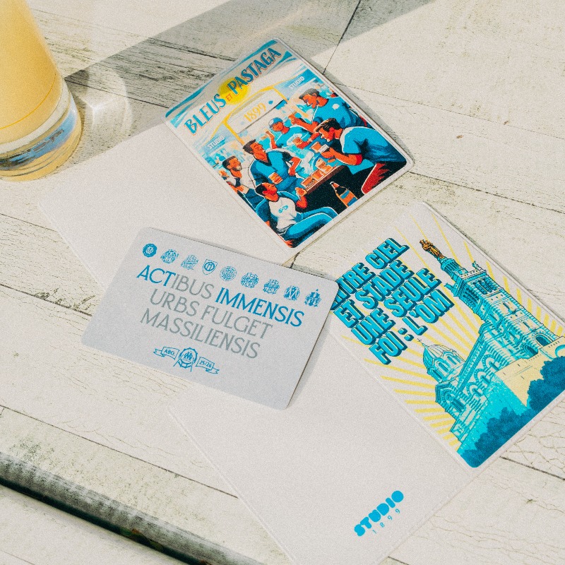 studio1899's tweet photo. Nos porte-cartes sont de retour à seulement 8 euros !

Créé et imprimé à Marseille pour les amoureux de l'OM 

- Livraison Gratuite
- Stickers OM offerts

Découvrez notre collection sur notre site

Attention stock limité ! 

Dispo sur notre site uniquement