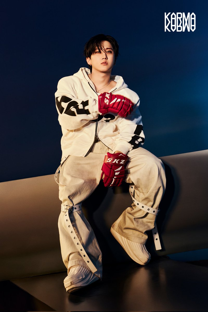 canhgbin's tweet photo. 𝗧𝗲𝗮𝘀𝗲𝗿 𝗜𝗺𝗮𝗴𝗲𝘀 𝗛𝗢𝗢𝗥𝗔𝗬 𝘃𝗲𝗿. 🥊 I show up with a grin hidden in the shadows, gloves pulled tight, style sharp enough to sting. Every pose is a mix of ease and edge, like I’m winning without even trying. My look says it all: I’ve already claimed the moment. https://t.co/qy2FQKpPnI