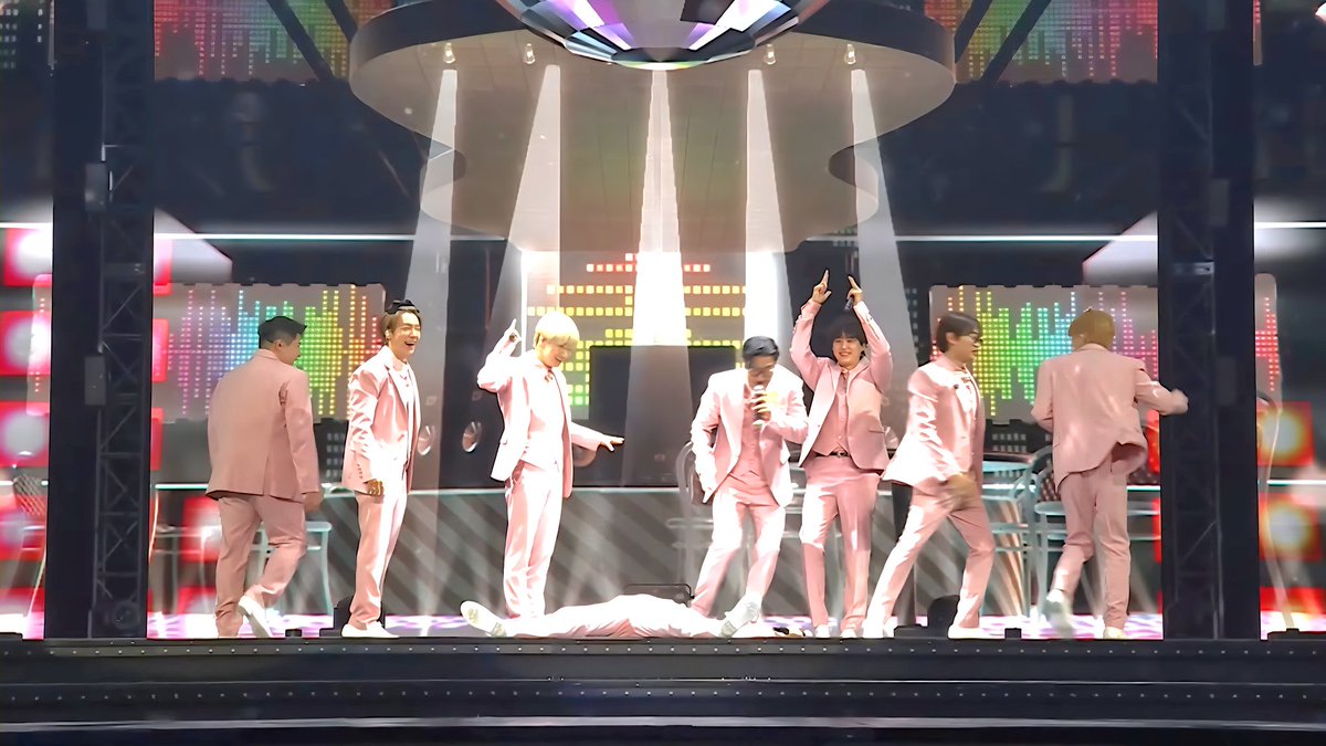 cowcoffee's tweet image. #SUPERJUNIOR #SUPERSHOW #SUPERWEEK #SUPERSHOW9_ENCORE #SS9ENCORE #SUPERWEEK_SS9ENCORE