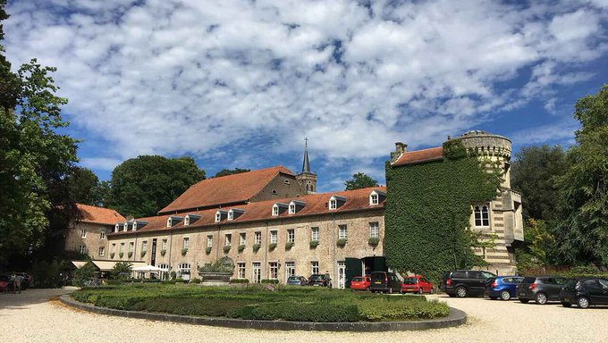 Jeroen_Ensink's tweet image. Lekker dagje uit in een stad, heerlijk! 

Een stadswandeling maken, je onderdompelen in de geschiedenis of een terrasje pakken.    

Wat te doen in Elsloo? tinyurl.com/4yyru3xu

#Elsloo #dagjeuit #nederland #stadswandeling