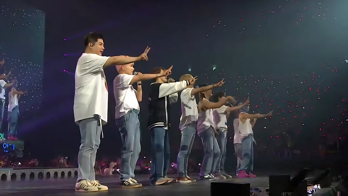 cowcoffee's tweet image. #SUPERJUNIOR #SUPERSHOW #SUPERWEEK #SUPERSHOW9_ENCORE #SS9ENCORE #SUPERWEEK_SS9ENCORE