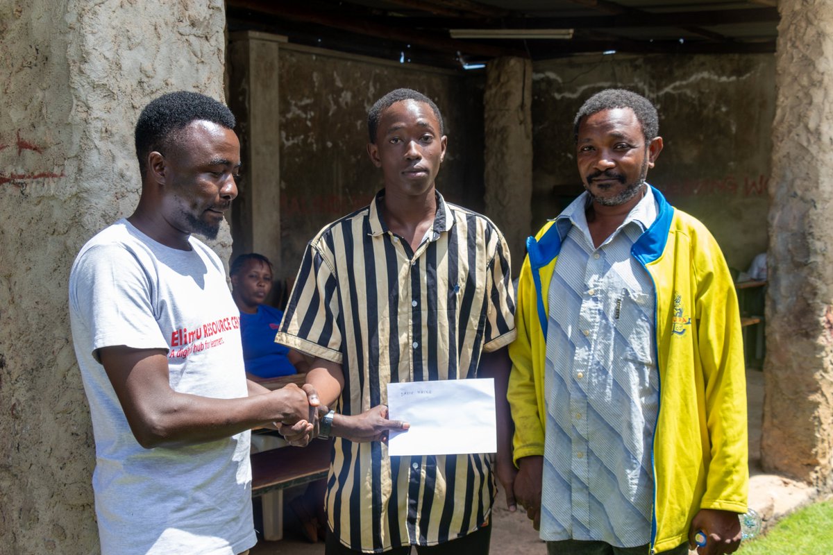 elimu_projects's tweet image. We held a mentorship session with our sponsored students under the #StayInSchool Project at Elimu 
We also prayed with our candidates & celebrated those performed well in their previous exams. #lifelonglearning