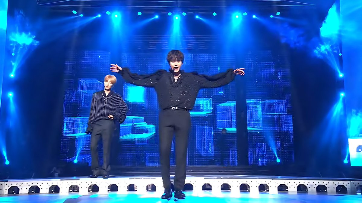 cowcoffee's tweet image. #SUPERJUNIOR #SUPERSHOW #SUPERWEEK #SUPERSHOW9_ENCORE #SS9ENCORE #SUPERWEEK_SS9ENCORE