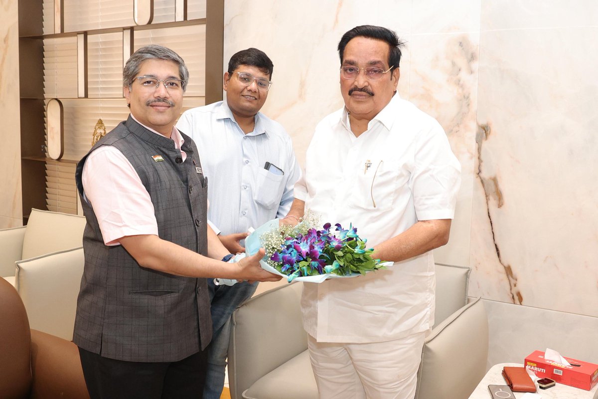 Pleased to have courtesy meeting with Hon. Shri. C. R. Patil saheb, Union Minister for Jal Shakti, GoI
<a href="/PMOIndia/">PMO India</a> <a href="/CRPaatil/">C R Paatil</a> <a href="/JalShaktiMin/">Ministry of Jal Shakti</a> <a href="/ICMAICMA/">The Institute of Cost Accountants of India</a> <a href="/CMANantyShah/">CMA Nanty Shah</a>