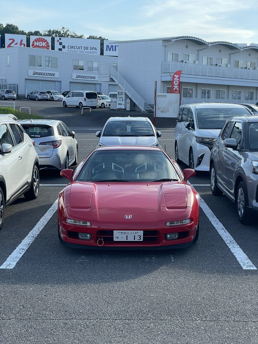 pepperoni_works's tweet photo. @IoriRacing みっけ!! https://t.co/9I49bMYgCN
