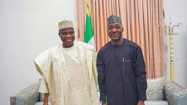 The loyalty is unshakable — The 8th Speaker of the Federal House of Representatives, His Excellency, Rt Hon <a href="/AWTambuwal/">Aminu W. Tambuwal</a> CFR (Matawallen Sokoto).

“Unless betrayed, the loyalty is permanent and pensionable” — <a href="/elrufai/">Nasir Ahmad El-Rufai</a> 2019. #SabuwarTafiya #Solidified4Tambuwal🤝😻