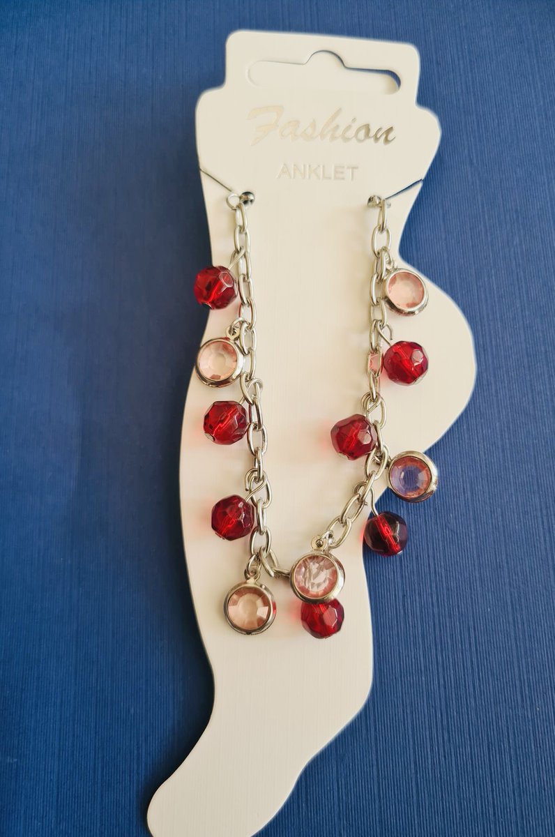 PevoShop's tweet photo. We zijn nu ook te vinden op #vinted zoek op pevoshop voor betaalbare handgemaakte sieraden en meer .

Natuurlijk kunt ook terecht op https://t.co/o1mV0UHP2c https://t.co/hTxne9J8tp