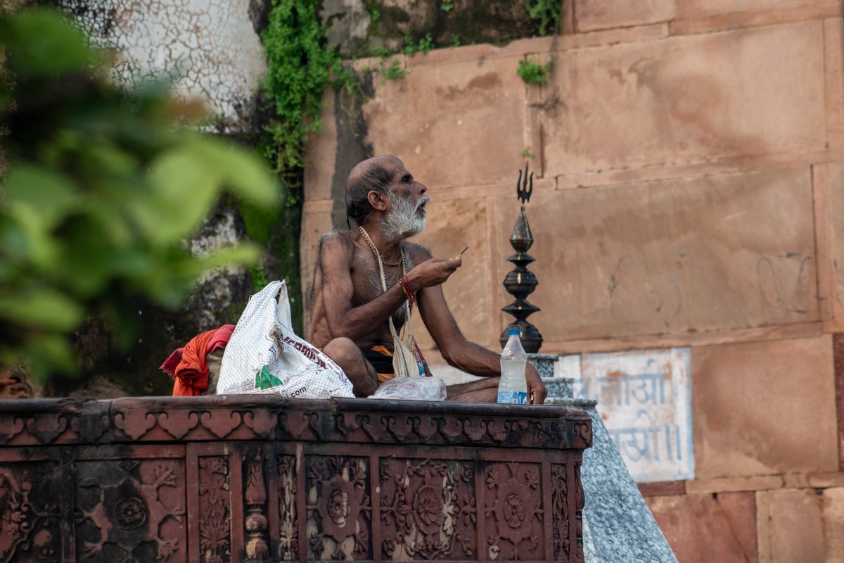 PriyadharshanS's tweet photo. Yamuna ghaat kinare umar guzaari
Life on Ghats of Yamuna https://t.co/f4HBZhd3t9