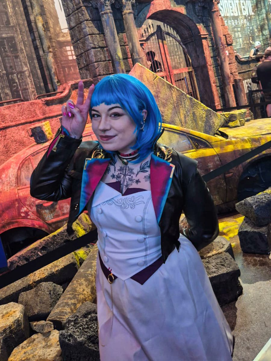 Gamescom Day 2 was great fun! #gamescom #cosplay #Arcane