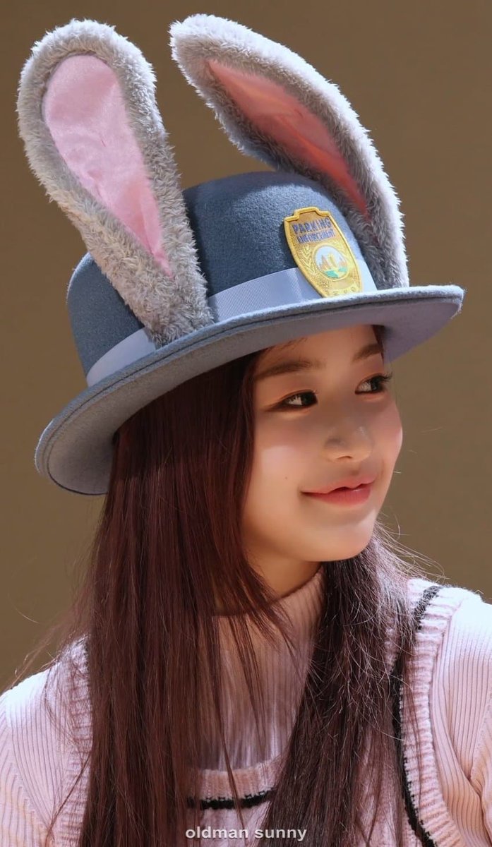 SeoulVibeHub's tweet photo. Yewon from FIFTY FIFTY   #FIFTYFIFTY_KWDA2025 #FIFTYFIFTY #YEWON https://t.co/oMcPKwHTTy
