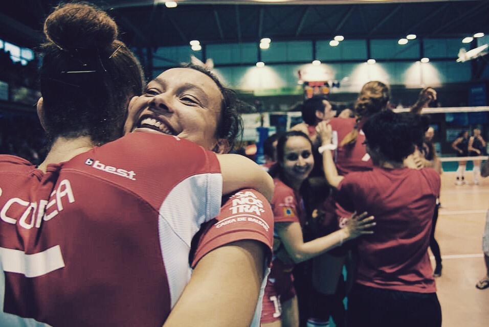 Se retira una leyenda del voleibol de 🇪🇸 España.

Helia González Fernández

🥇 12 Liga Iberdrola
👑 8 Copa de la Reina
🏆 9 Supercopa de España
🇪🇸🇵🇹 1 Copa Ibérica

Simple the best. Simplemente, Helia.

Gracias, <a href="/heliavbol/">Helia González</a>.