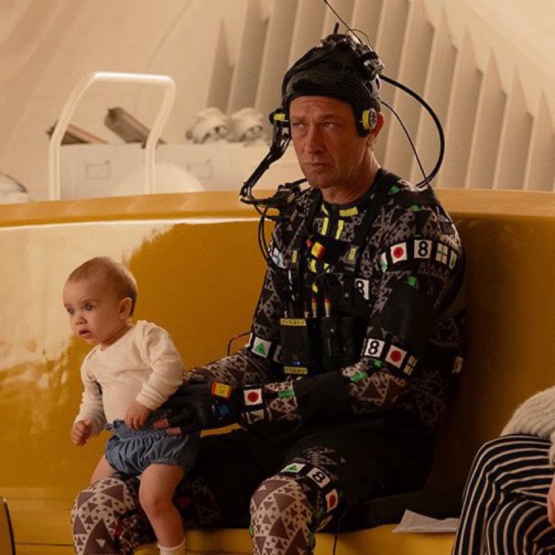 ok I’m going need to more pics of ebon and the baby