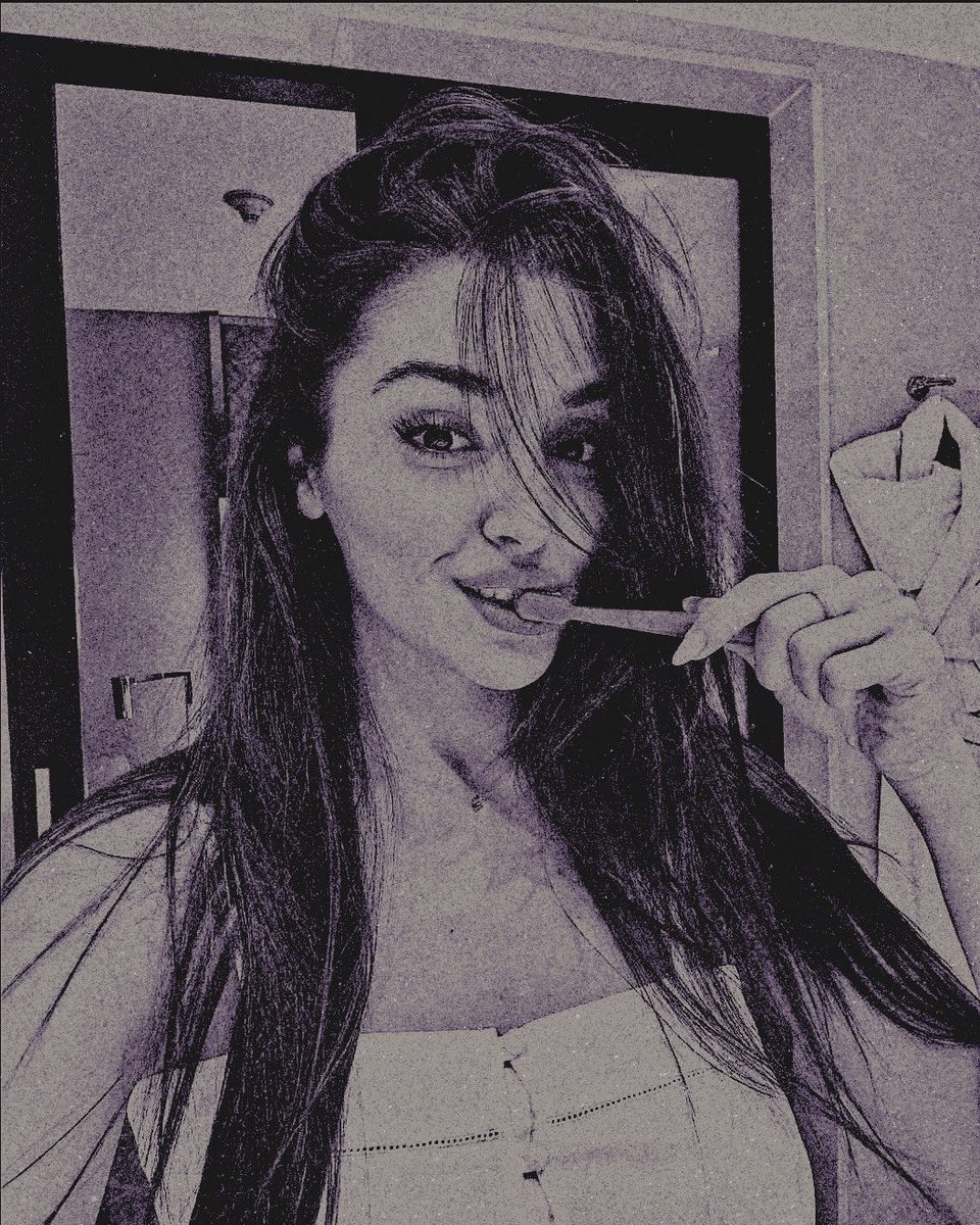 ⠀⠀

good morning, gotham. up and at ‘em before the first crack of dawn.
⠀⠀