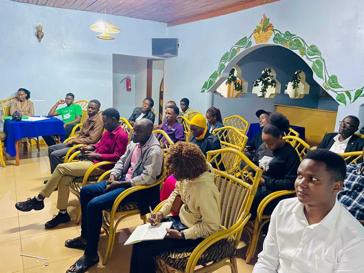 Rct_Kansanga's tweet photo. ✨ What a night! #MembershipGlow was a success 🙌
Grateful to everyone who showed up &amp; made it memorable 💙

Special shoutout to 🎤 PHF, CP. Ivans Kizza for the inspiring session! 🌟
Together, we learn, grow &amp; glow. ✨
#WeUniteForGood https://t.co/IaKe3okWuB
