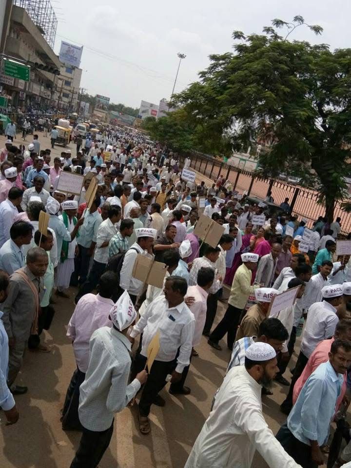 करोड़ो निवेधको को सड़क पर लाने वाली केंद्र सरकार की गलत नीति है,,,
#Black-Day