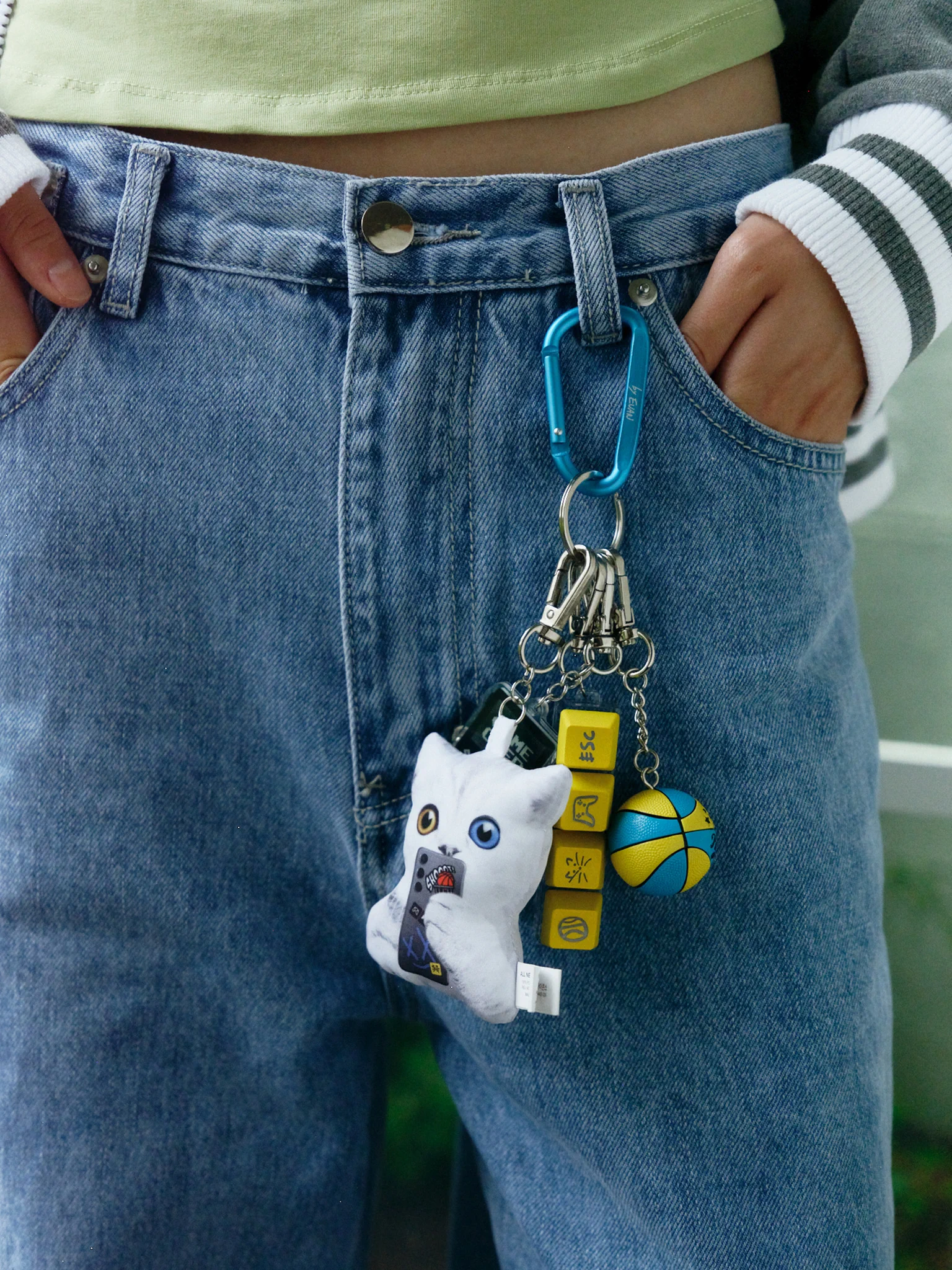 HYBE MERCH on X: 