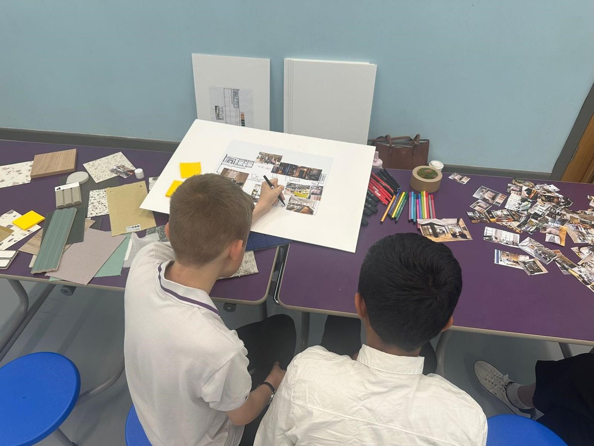 MorganLovell's tweet image. Inclusive learning in action! With @Overbury, we held workshops at Thames Valley School, boosting participation and confidence. Fantastic feedback! #SocialValue #SupportingCommunities #Workshop #SEN