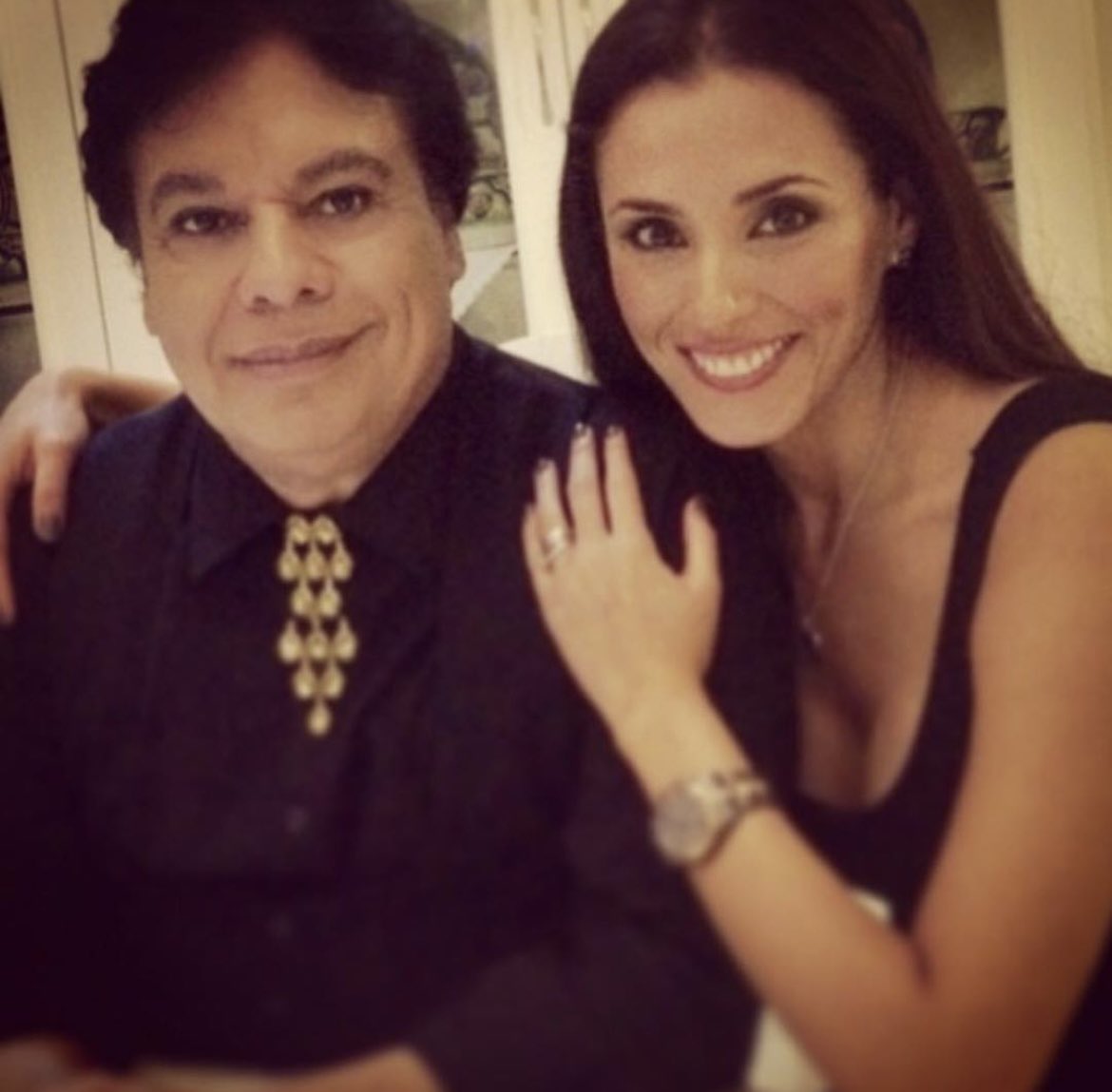 maruchisyya's tweet photo. Mar y Juan Gabriel🥹
#LaCasaDeLosFamososMx https://t.co/bo7qmAoybt