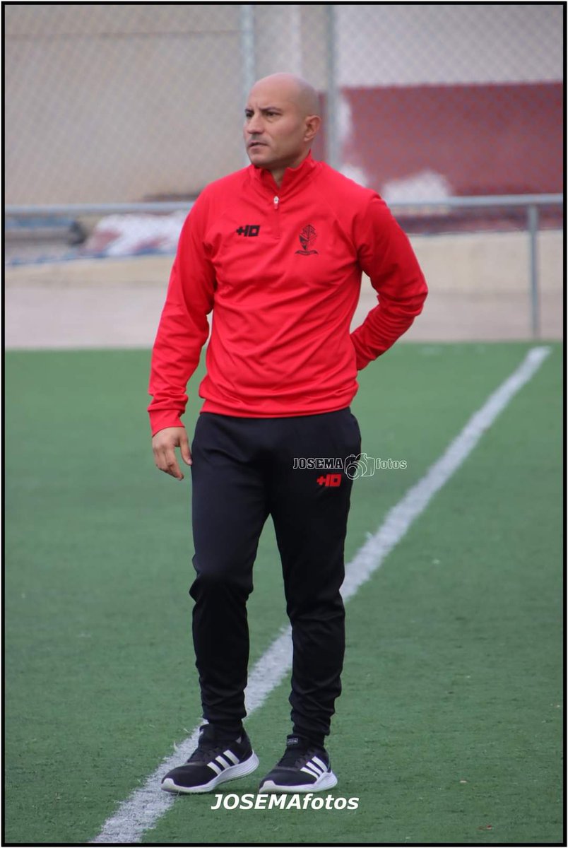 📢 Vuelve El Míster, Vuelve Josele!!!

Una leyenda del C.D. Montemayor Atlético regresa a su casa.
👏👏 ¡Gracias Míster por volver a tu casa!
❤️🖤⚽ ¡Vamos Rojillos!