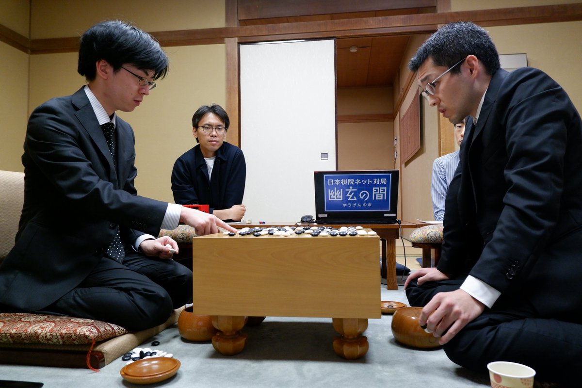 sanshaigoshogi's tweet photo. 【囲碁】
第51期天元戦挑戦者決定戦

芝野虎丸十段－志田達哉 八段

志田八段が勝利し、七大棋戦での初の挑戦を決めました。 https://t.co/7KqF6kT30c