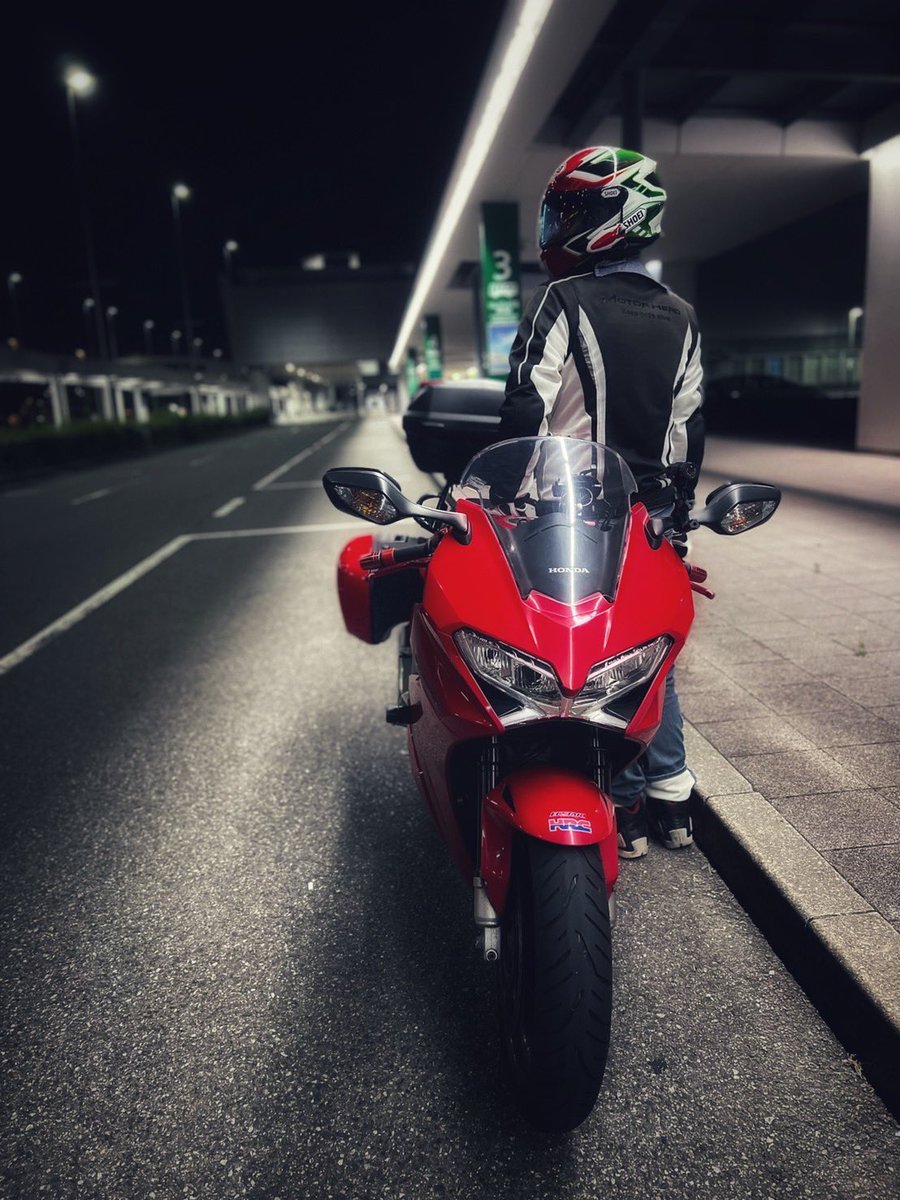 ヴェルニモ🍤🍦 tweet media